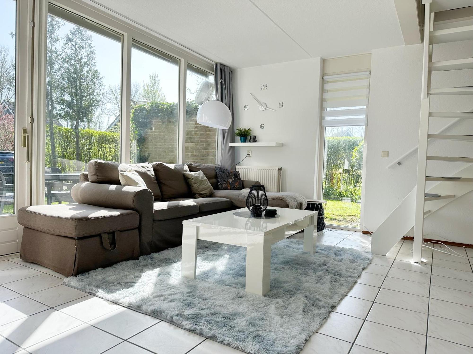 Bungalow 36 Op Recreatiepark De Wielen Sint Maarten Dış mekan fotoğraf